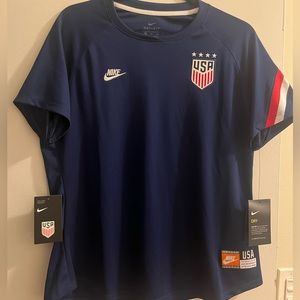 NWT USWNT warm up jersey. Size xl